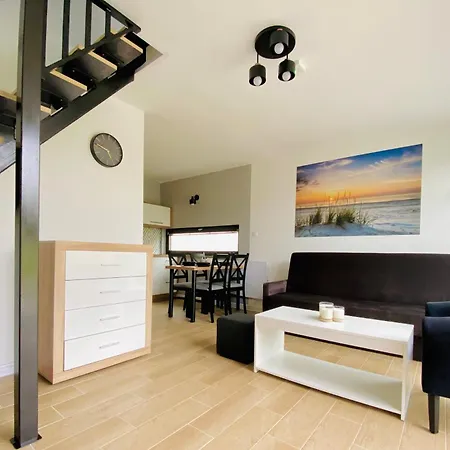 Jachtowa 10 - Sauna, Balia Z Jacuzzi, Pet Friendly Lubiatowo (Pomerania)