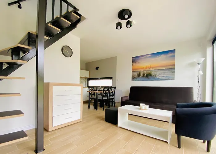 Jachtowa 10 - Sauna, Balia Z Jacuzzi, Pet Friendly Lubiatowo (Pomerania)